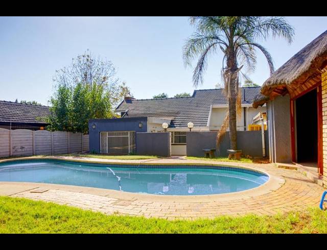 3 BEDROOM HOUSE FOR SALE IN MONTGOMERY PARK